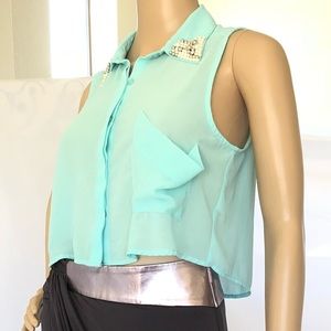 Chiffon like material baby blue button crop top